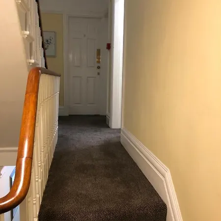 게스트하우스 The Side 레드카